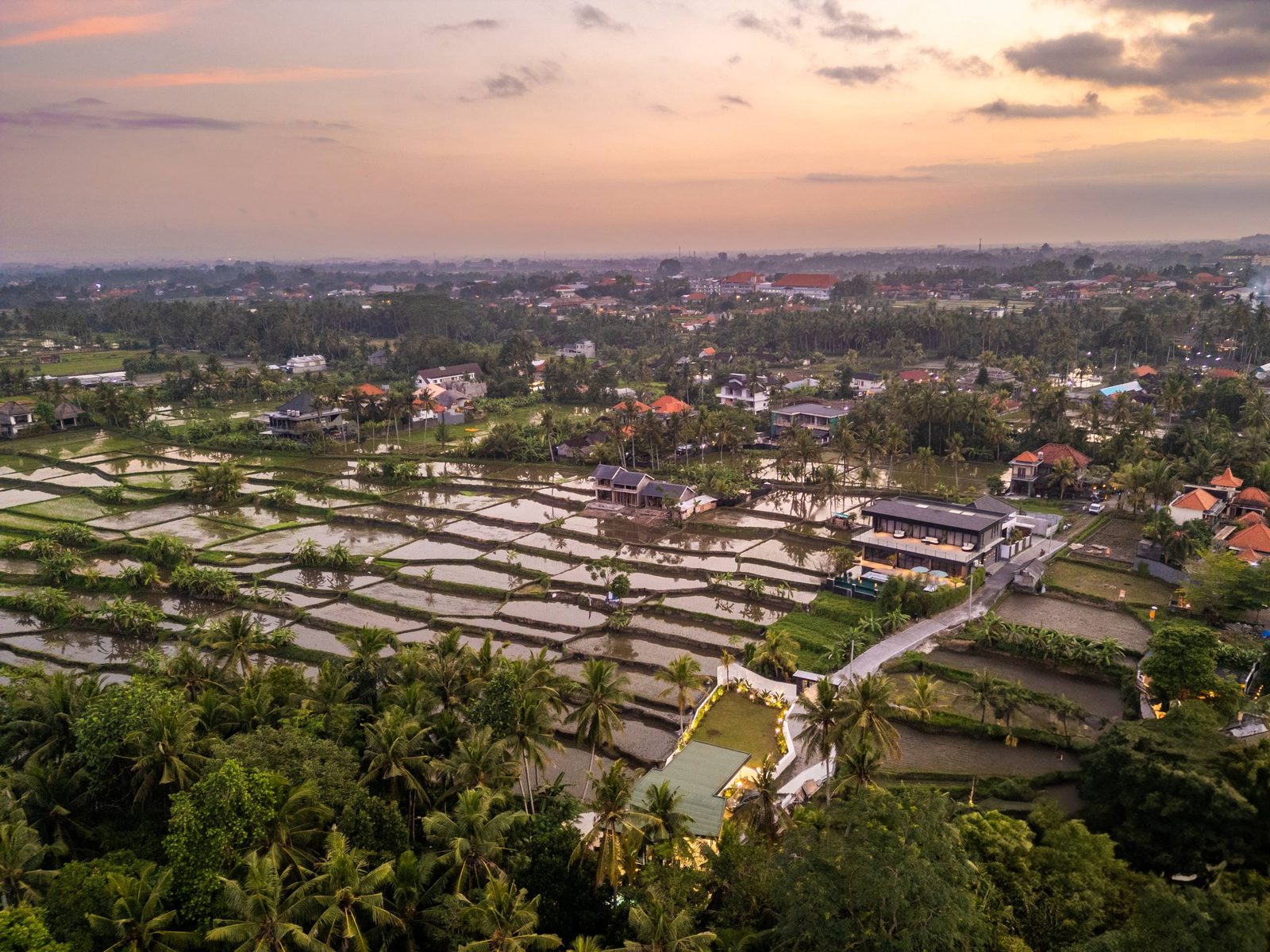 Premium Residence in the Green Area of Mas